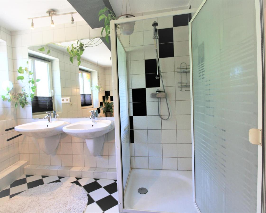 Zentrale Ferienwohnung „Treibholz“ Im Sonnenblumenhaus Flensburg Kültér fotó